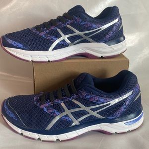 ASICS GEL- Excite4 Blue Size 8.5 Women's Sneakers Preowned Great Condition